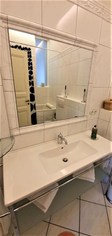 Luxus Apartment 1 Day In Casablanca Friburgo em Brisgóvia Exterior foto